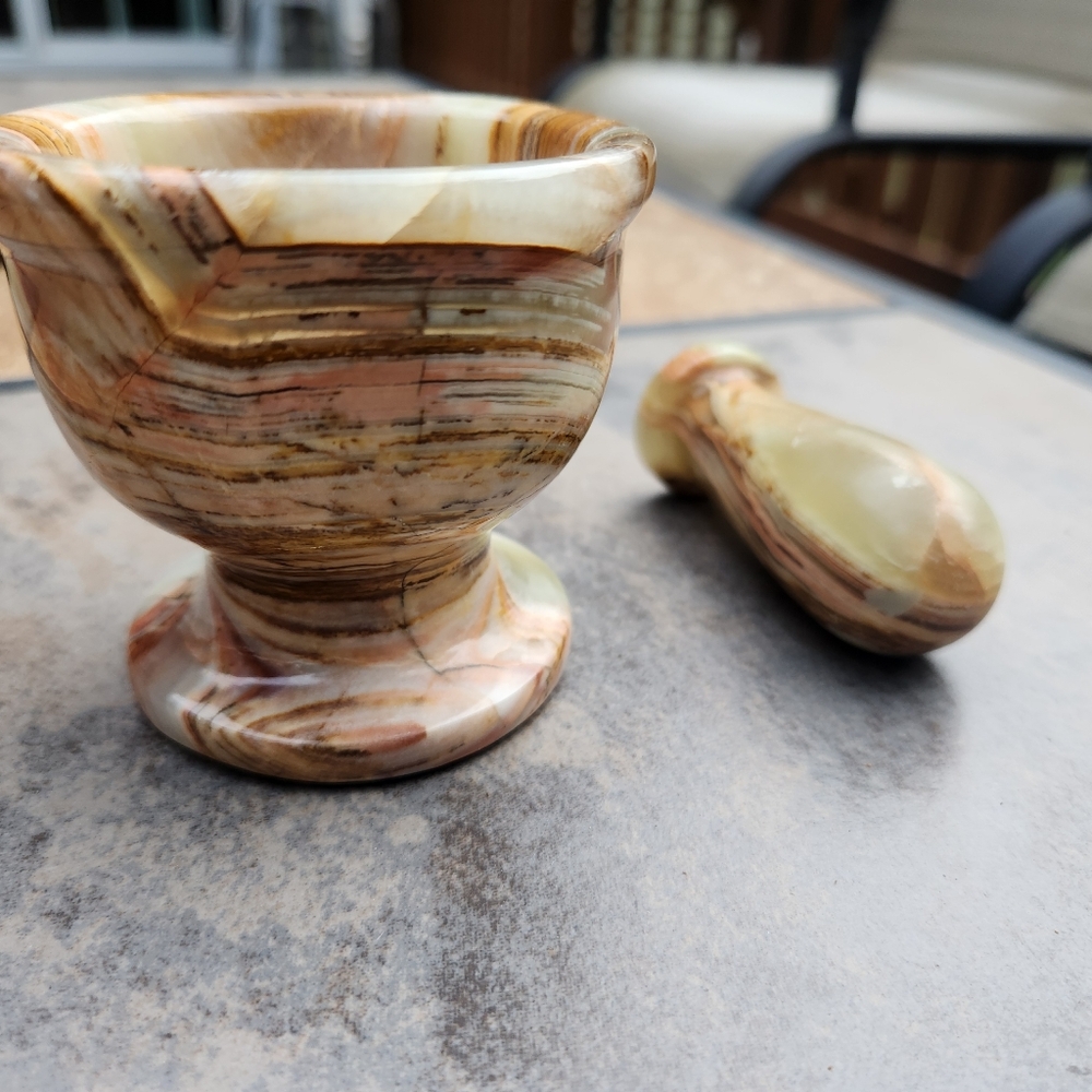 Green Onyx Mortar And Pestle 3.25" Tall - Picture 6 of 16